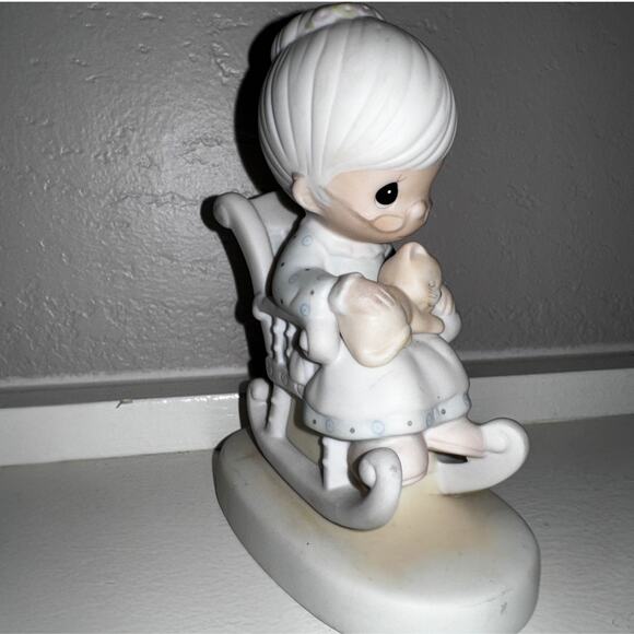 Precious Moments “The Purr-fect Grandma” Figurine E-3109 1979 Jonathan & David - Picture 5 of 6